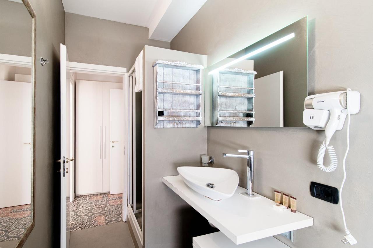 Orange Suite - The House Of Travelers Como Exterior photo
